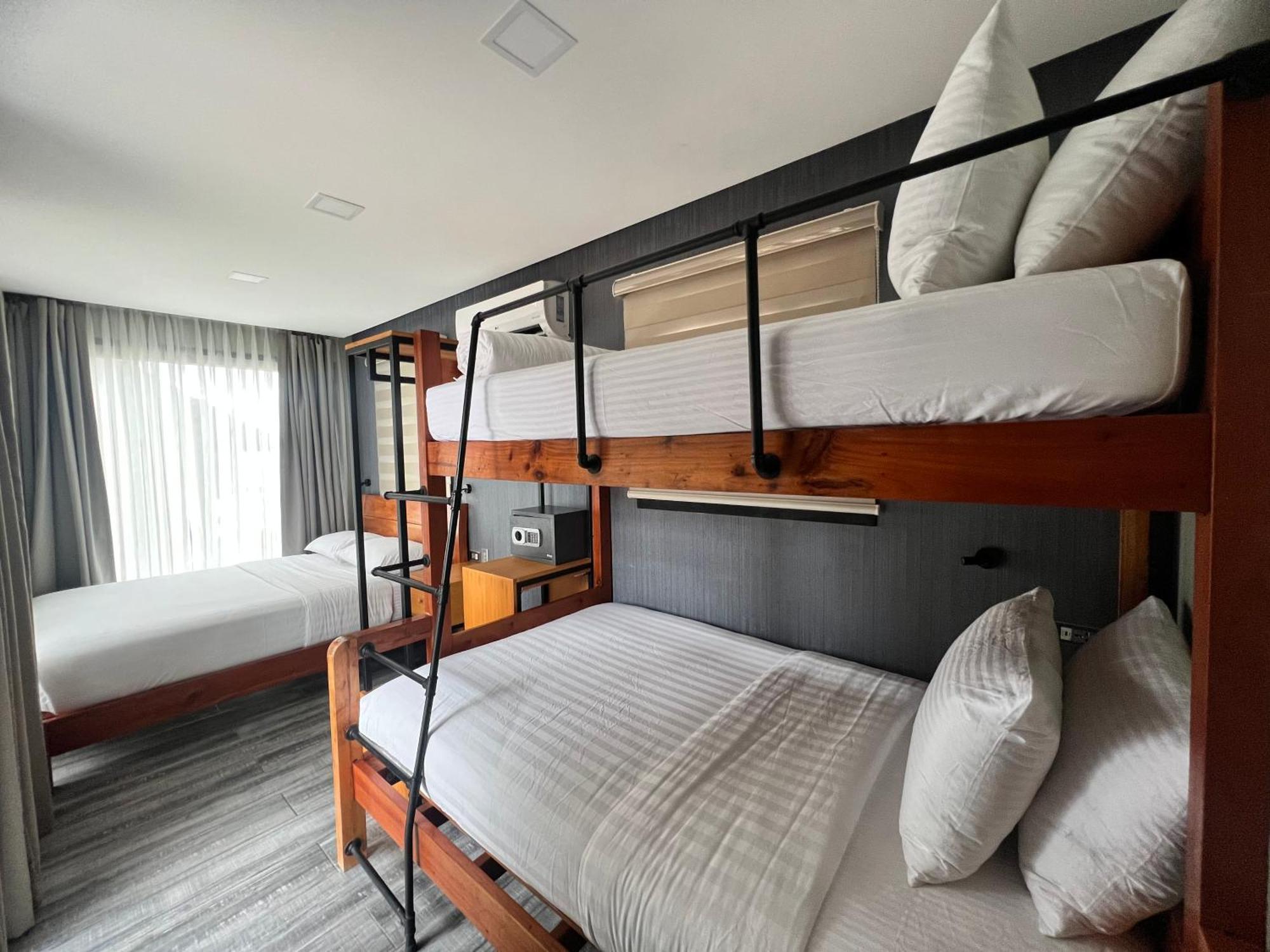 Crusoe Cabins Costa Azalea Samal Εξωτερικό φωτογραφία